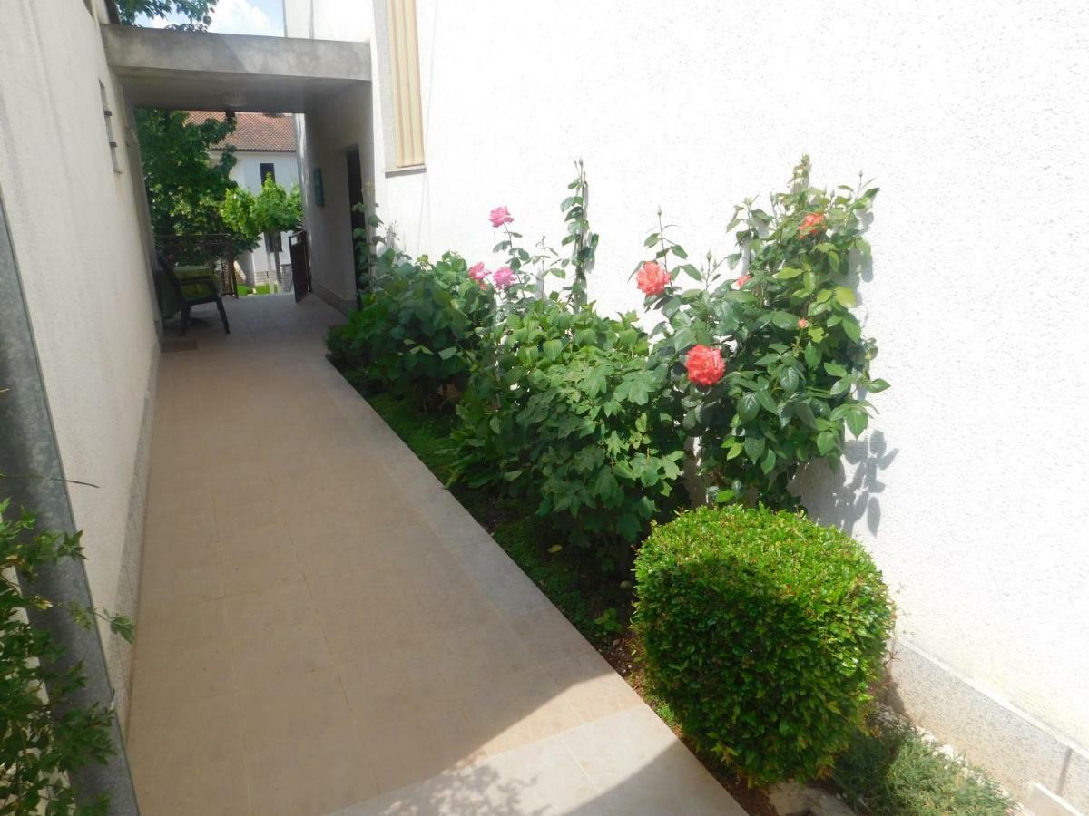 PUY Apartment Artusi מראה חיצוני תמונה